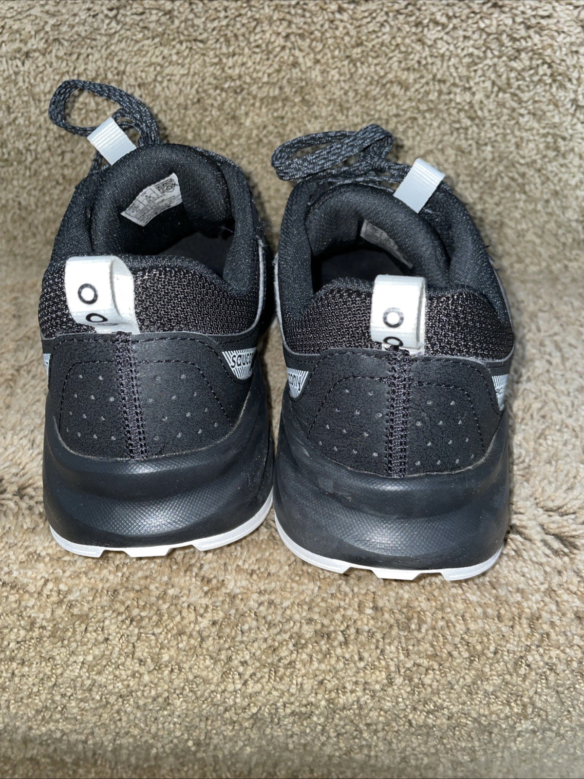 Women’s Saucony Excursion TR17 Black & White Trail Running Shoes Size 10 thumbnail 3