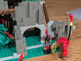LEGO Castle: Dark Dragon's Den (6076), complete less one piece (dragon ate head)
