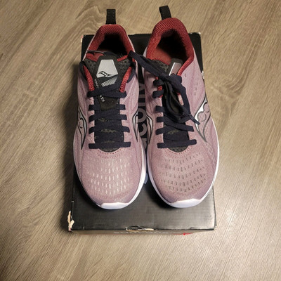 Size 5.5 - Saucony Kinvara 13 Haze/Black Violet Clair PWRrun Sneakers
