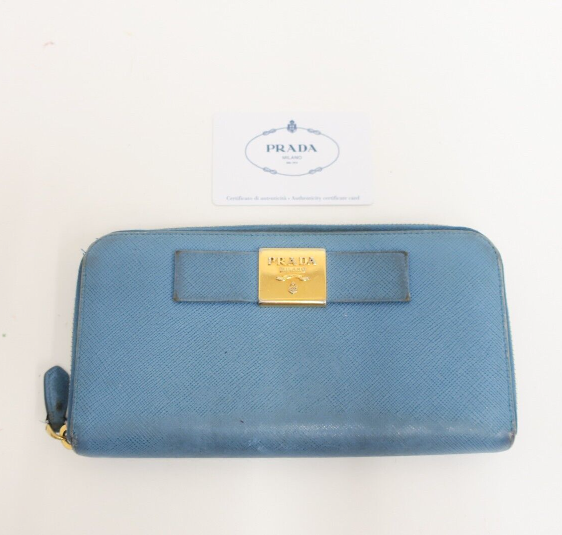 Authentic PRADA Saffiano Fiocco Bow Leather Round Zip Long Authentic PRADA Saffiano Fiocco Bow Leather Round Zip Long