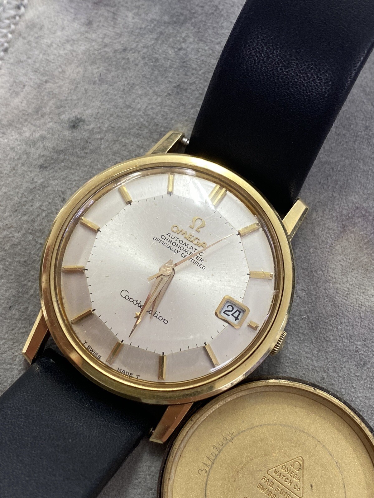 OMEGA CONSTELLATION 168010 DATE WRISTWATCH PIE PAN 14k Solid eBay