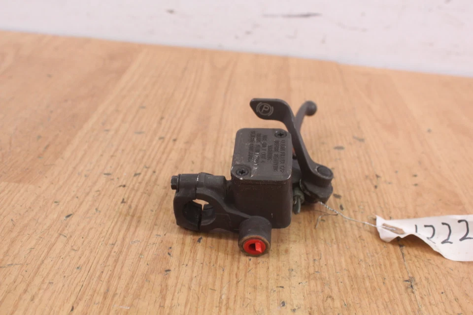 2005 SKI-DOO SUMMIT 1000 SDI Brake Master Cylinder - Image 2 of 4