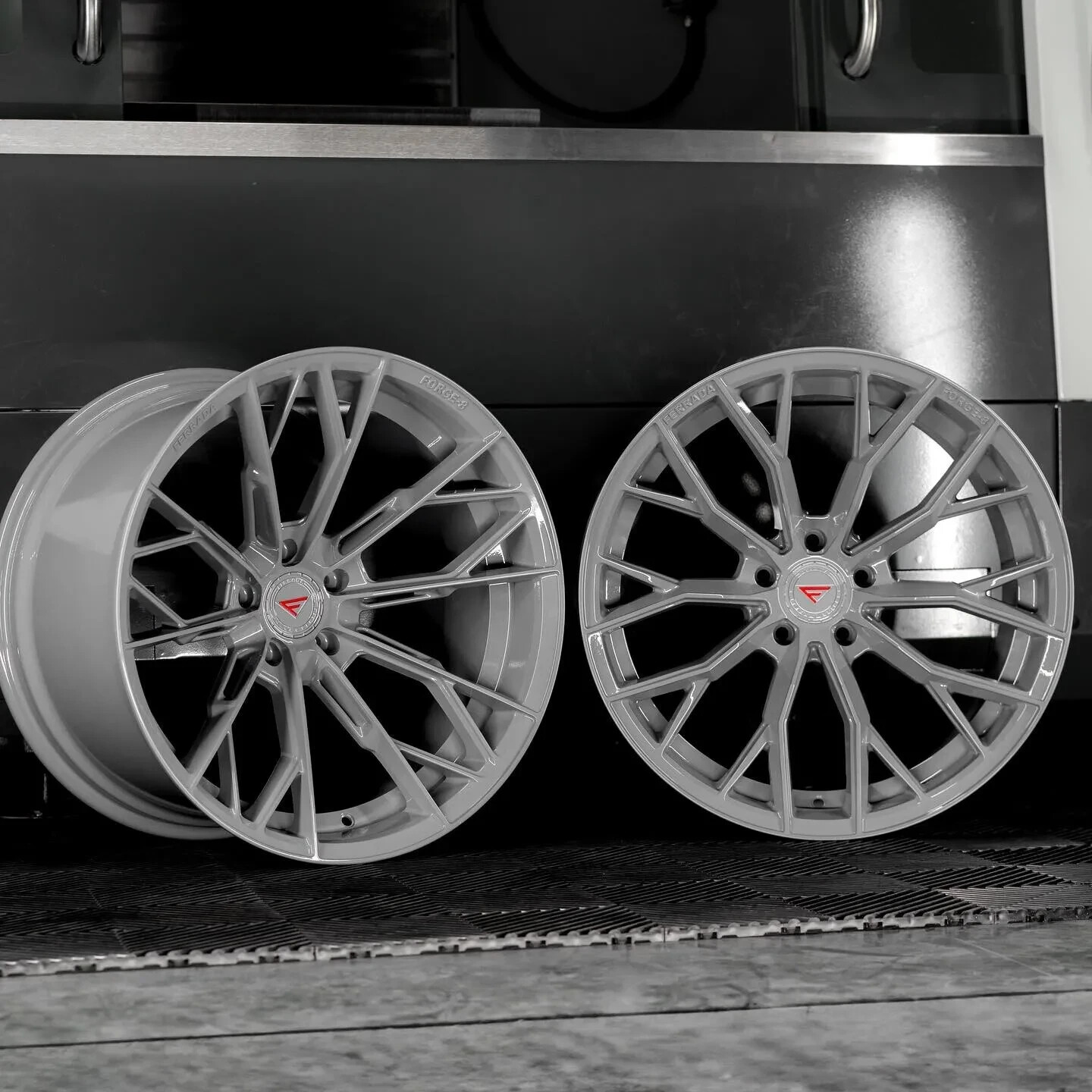 20'' Ferrada FR9 Storm Grey Staggered Concave Wheels For Audi R8 20x9 20x11