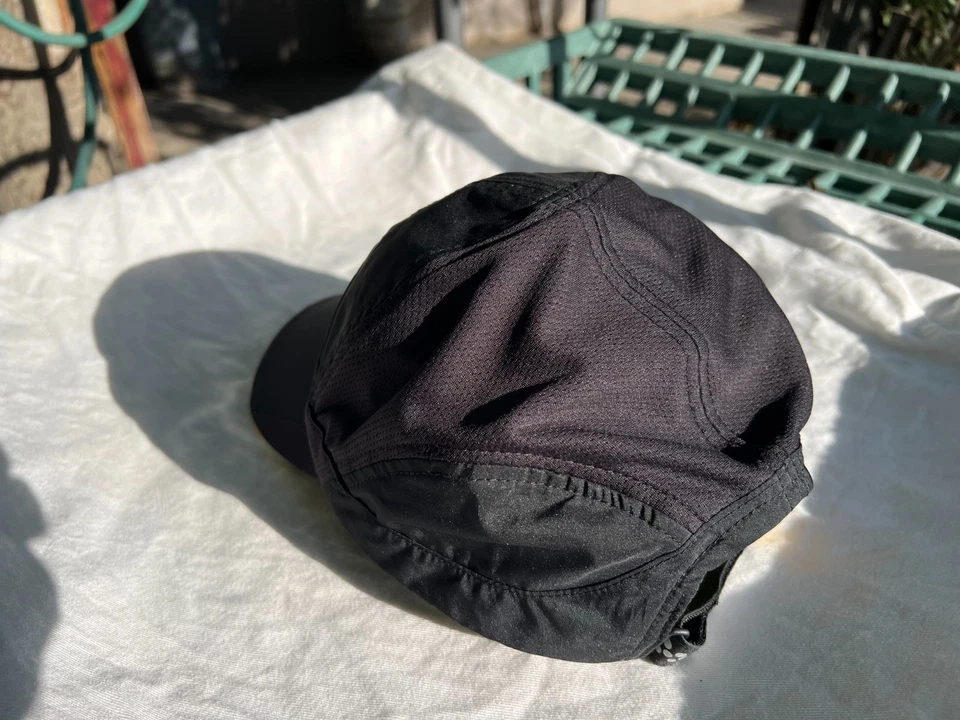 Vintage Nike LIVESTRONG Featherlight Hat Tailwind Cap Hat Purple Fit Lightweight - Image 4 of 4