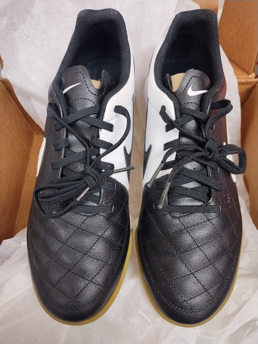 シューズ NIKE Tiempo Gino Leather IC Nike Men's Tiempo Genio Leather Gum Bottom IC Indoor Soccer Shoes