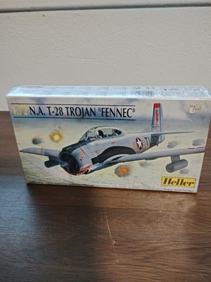 Heller model kit 1.72 N.A. T-28 Trojan Fennec plane New Sealed