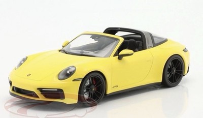 Porsche 911 (992) Targa 4 GTS year 2021 racing yellow 1:18