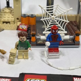 Lego Marvel Super Heroes set 76037 Rhino and Sandman Super Villain Team-Up 99%