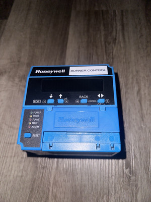 Honeywell RM7897A1002 On-off Primary Control w/ Pre & Programmable Post Purge 