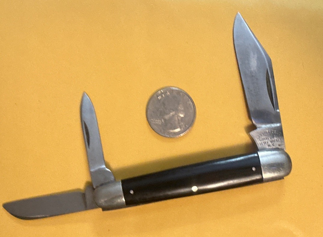 Cattaraugus Sleeveboard Whittler Carpenter’s Knife 32876 , 3 5/8” Split Bak Rare