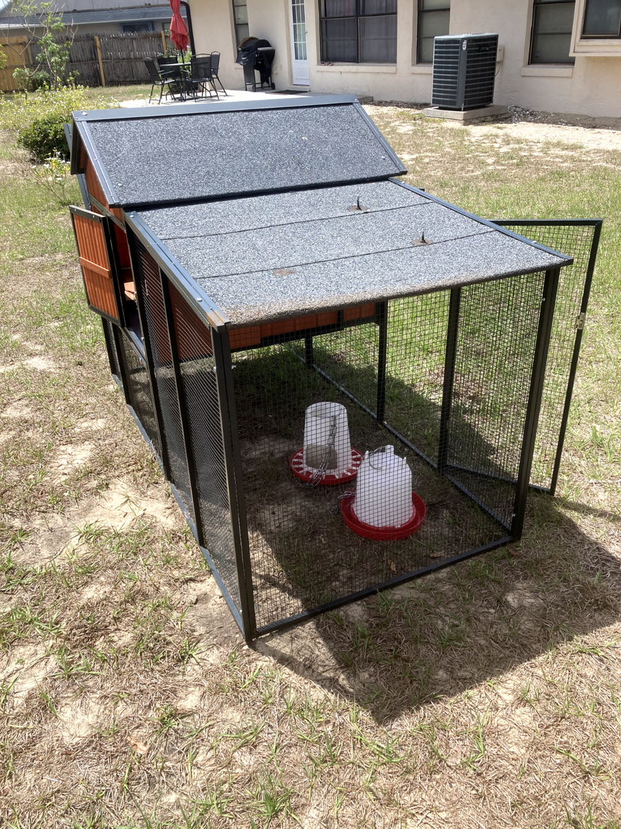 Producer's Pride Sentinel Chicken Coop, 6 Chicken Capacity | eBay