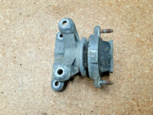 Audi A4 B6 (8E) 3,0 30V Lagerbock Automatikgetriebe 8E0399105AC