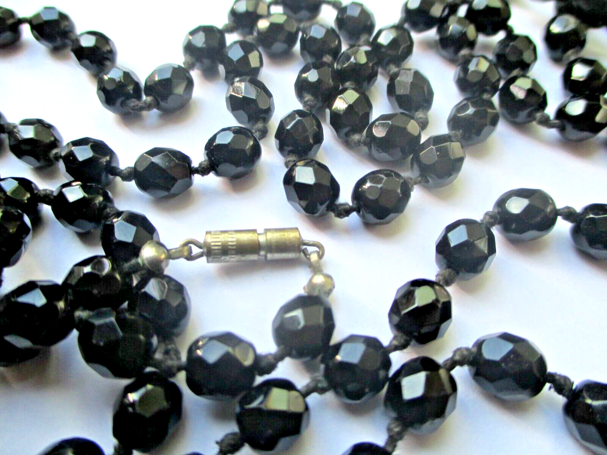 Collier Sautoir Vintage Perles à Facettes Avec Nœuds – Ancien, Parfait état, Origine France, Référence 1583