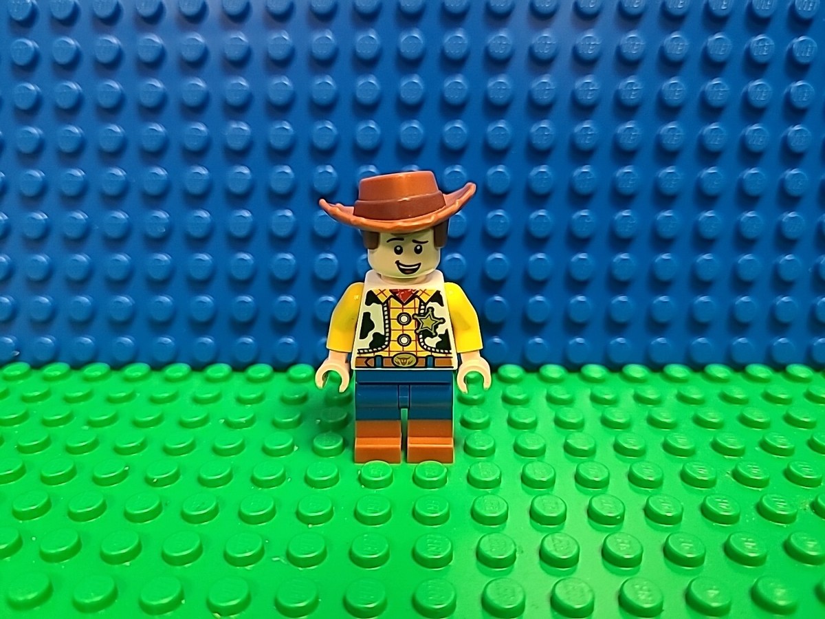 Lego Woody Minifigure toy016 Toy Story 10766 10767 Disney CMF Lot
