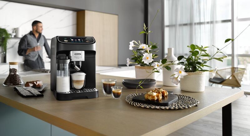 Macchina da caffè Magnifica Plus ECAM320.60.B ricondizionata foto 6