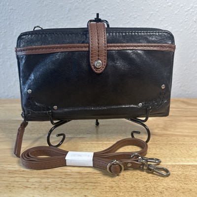 The Sak Iris Smartphone Leather Crossbody Wallet Wristlet Black Onyx