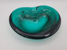 Vintage MCM Blenko Art Glass Amoeba Free Form Heart Green Ashtray Bowl Dish MCM