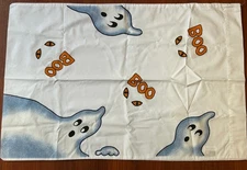 Halloween standard size pillowcase Linens N Things Ghosts Boo