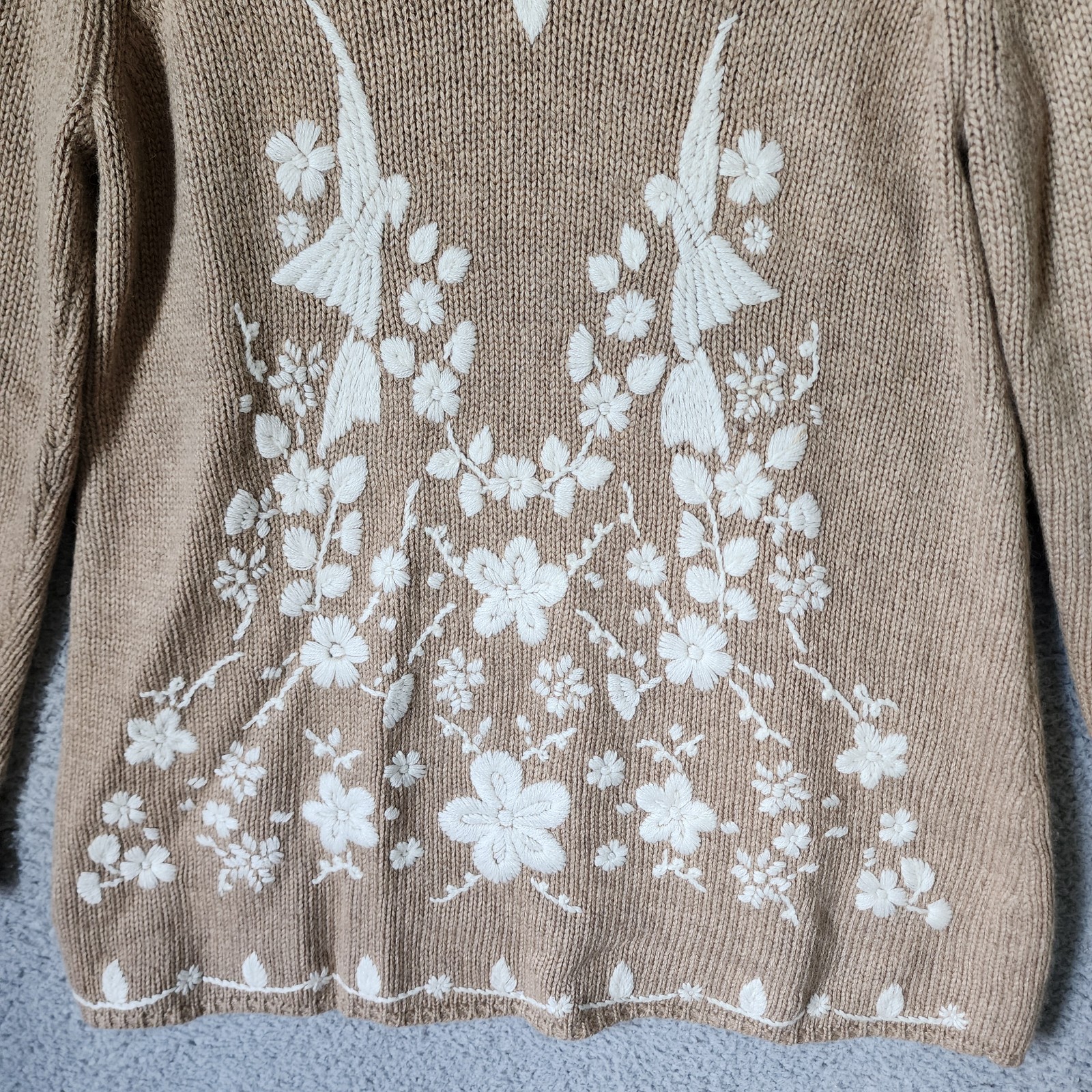 Soft Surroundings Women's M L/S Knit Sweater Embroidered Floral Boho Beige/White
