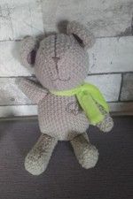 Peluche doudou ours tricot gris écharpe verte Orchestra + cadeau