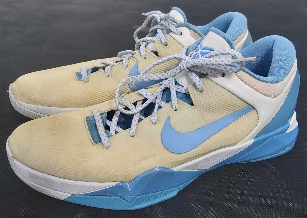 Nike Kobe 7 (VII) Rare TB University Blue, White - Size 13.5 Nike Kobe 7 (VII) Rare TB University Blue, White - Size 13.5