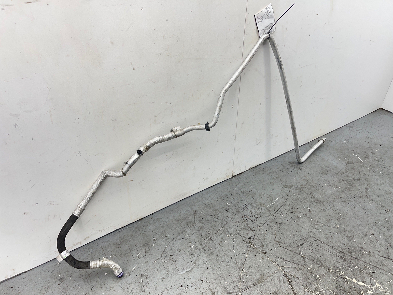 2020-2023 MCLAREN GT 4.0L UNDERBODY MAIN AC COOLER LINE 14A1800CP OEM 2021 2022