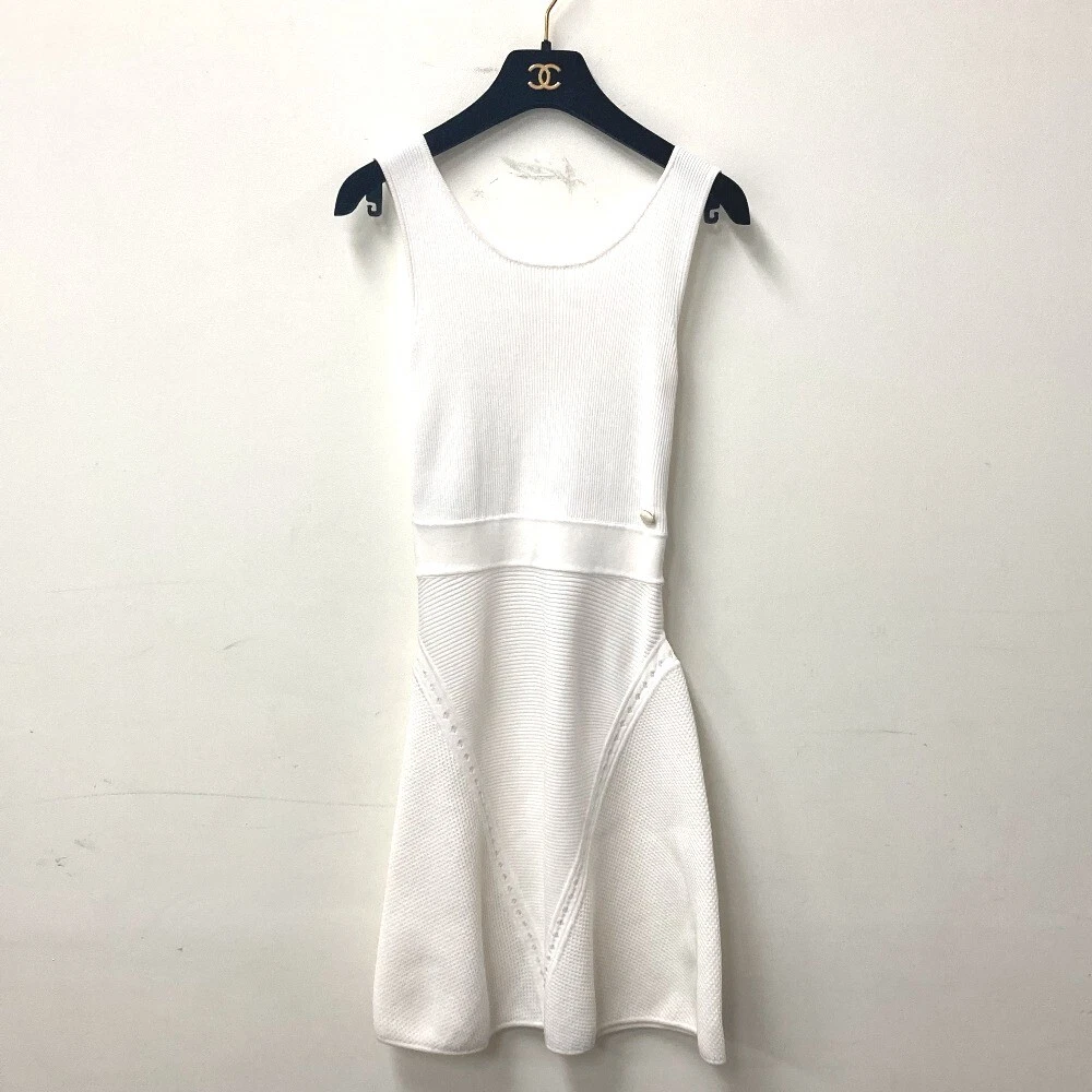 CHANEL 15P Abito senza maniche cotone bianco