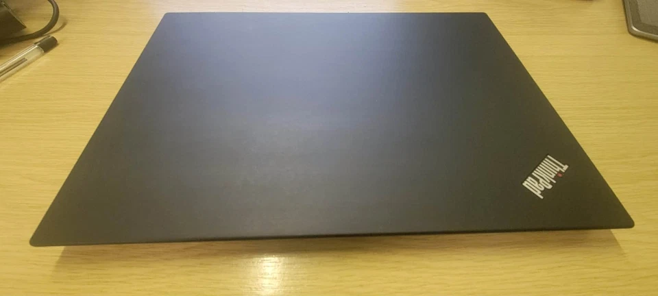 Lenovo ThinkPad T14 G1 · i5-10310U · 16GB · 256GB, photo 1 of 4