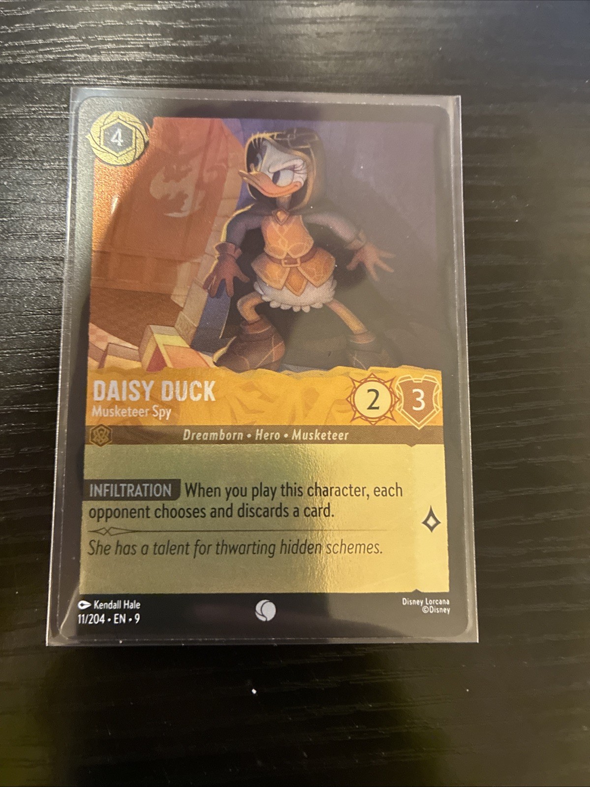 Disney Lorcana Fabled Daisy Duck Musketeer Spy Cold Foil 11/204 NM