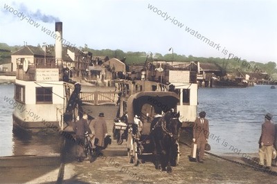IWC429 - Floating Brige arrives at East Cowes , Isle of Wight - print 6x4