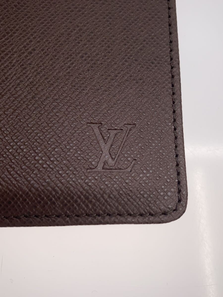 LOUIS VUITTON Pass Case Taiga BRW Men's thumbnail 3