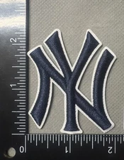 NEW YORK YANKEES MLB BASEBALL EMBROIDERED IRON ON PATCH