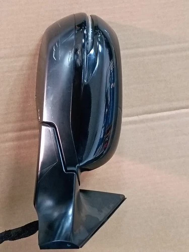 2018-2022 Honda Cr-V Oem right side (passenger's side) mirror assembly.