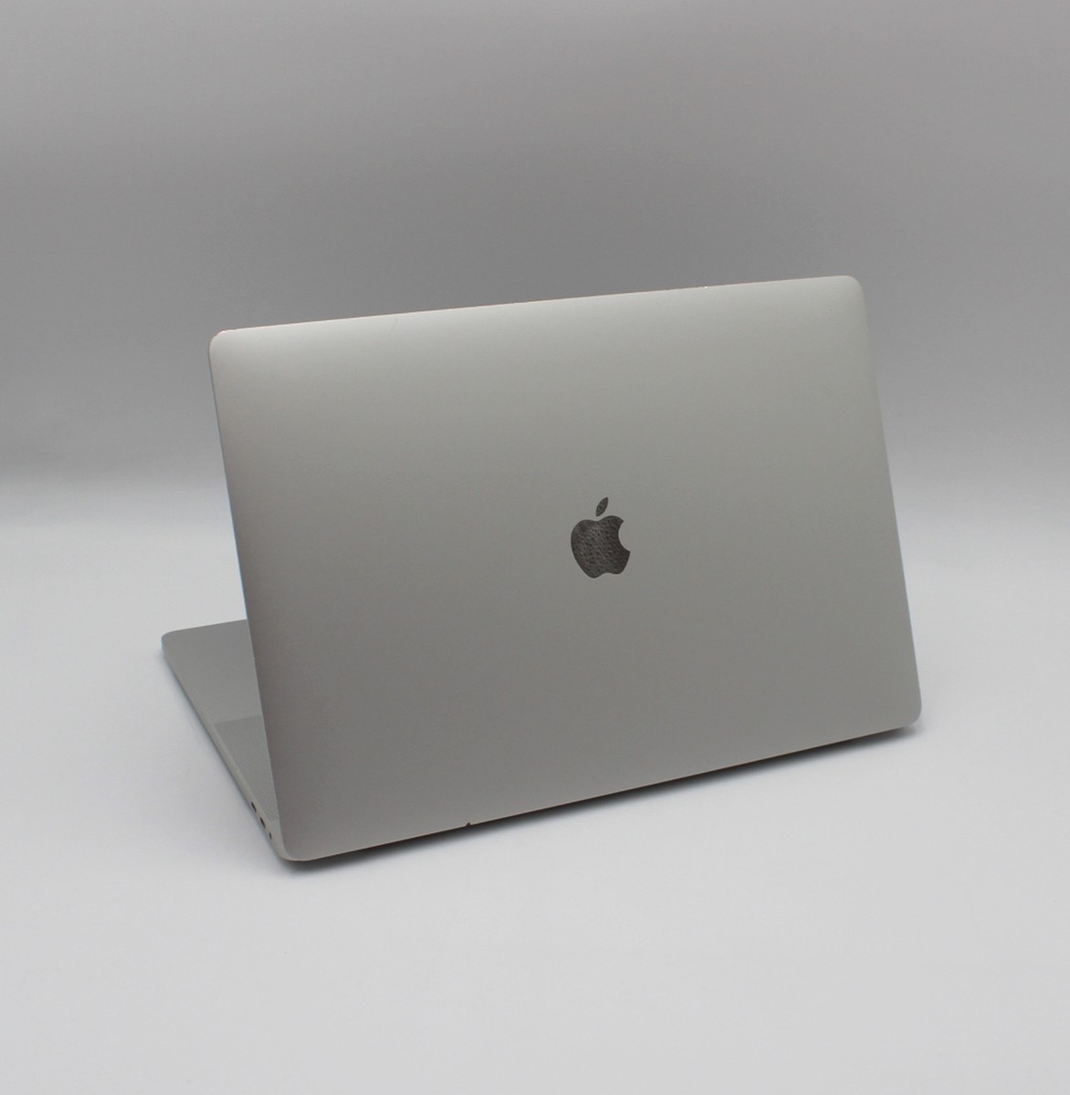 Apple MacBook Pro A2141 i9-9980HK 16GB 512GB SSD Mac OS Apple MacBook Pro A2141 i9-9980HK 16GB 512GB SSD Mac OS