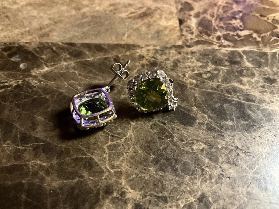 14K White Gold Peridot and Topaz Earrings - Image 3 of 4