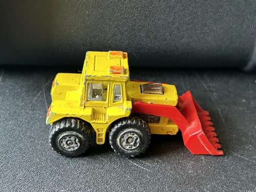 Matchbox Superfast Lesney No.29 Tractor Shovel 1978 England Vintage Toy Car