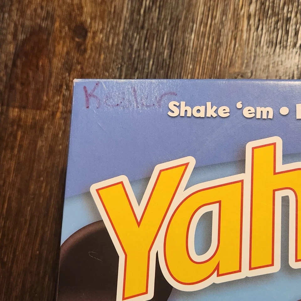 Yahtzee Jr Game Disney Mickey Mouse Clubhouse Complete w/ Instructions - Image 2 of 4