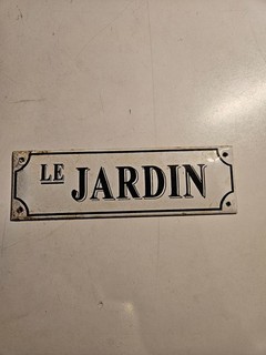 Ancienne Plaque émaillée Informative de Porte ' Le Jardin '
