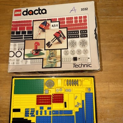 Vintage Lego Dacta #1032 Technic set Missing Pieces Box Damage