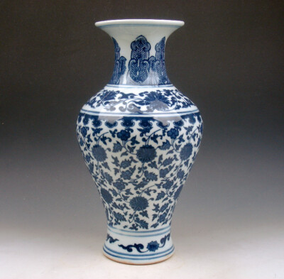 11 Inches Blue&White Glazed Porcelain QingHua Flowers Painted Vase