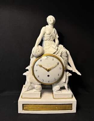 Pendule allégorique Louis XVI biscuit "Uranie" Époque 18ème siècle -french clock - Photo 1/4
