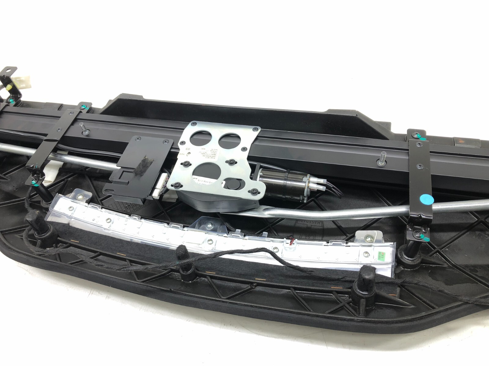 2014-2019 MASERATI GHIBLI SQ4 REAR WINDOW SHADE COVER SHELF PANEL OEM.