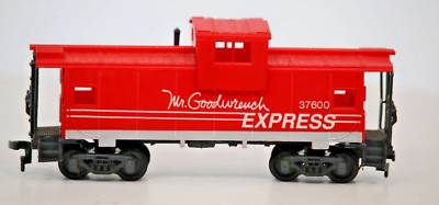 Model Power HO Scale Mr Goodwrench Express Caboose Train Car #37600 1:87 Gauge
