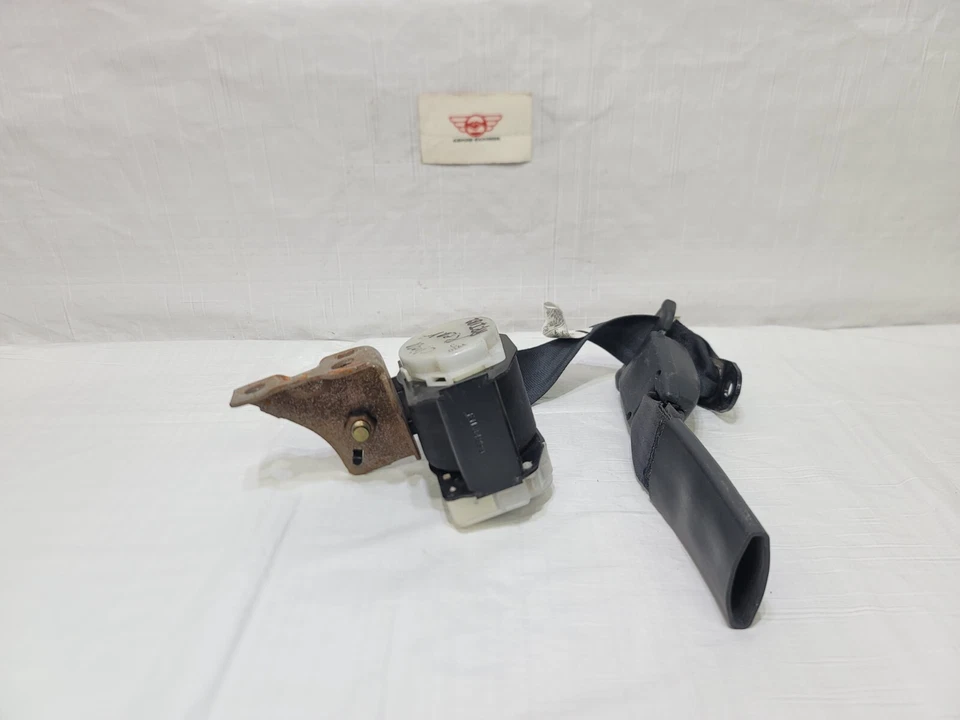 2000-2001 Toyota Celica Rear Right Passenger Side Seat Belt OEM 73360-20820-C1 Foto 3 de 4