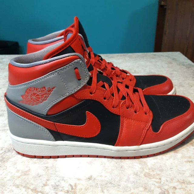 jordan 1 mid fire red