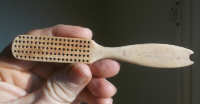 1860s PRIVY DUG COW BONE HAIRBRUSH OR CLOTHES BRUSH (MINUS BRISTLES) EMB HANDLE