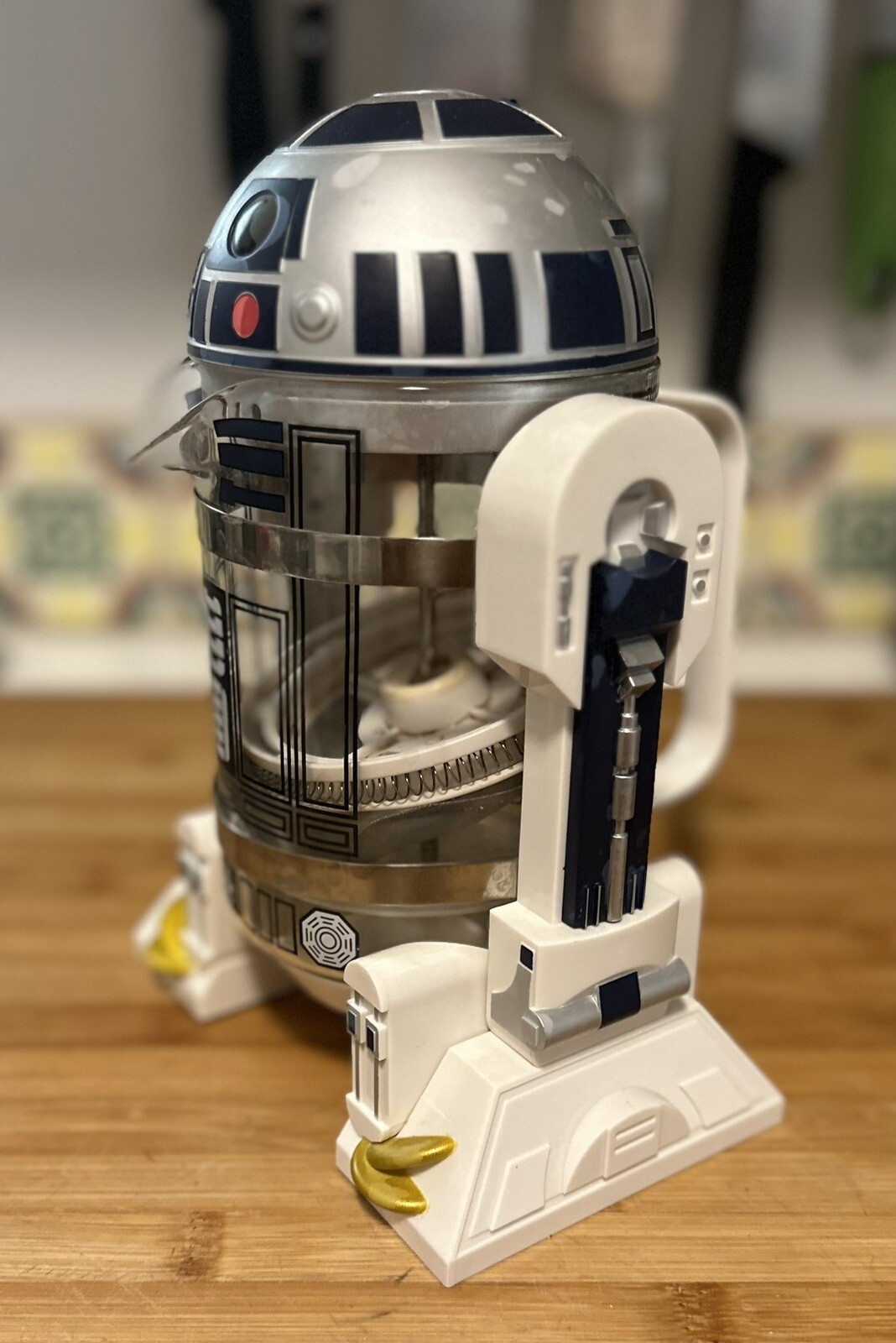 Star Wars R2-D2 Manual Coffee Maker French Press Coffee Pot By Think Geek