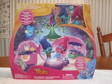 2016 DREAMWORKS TROLLS POPPY'S CORONATION POD---NEW--FACTORY SEALED