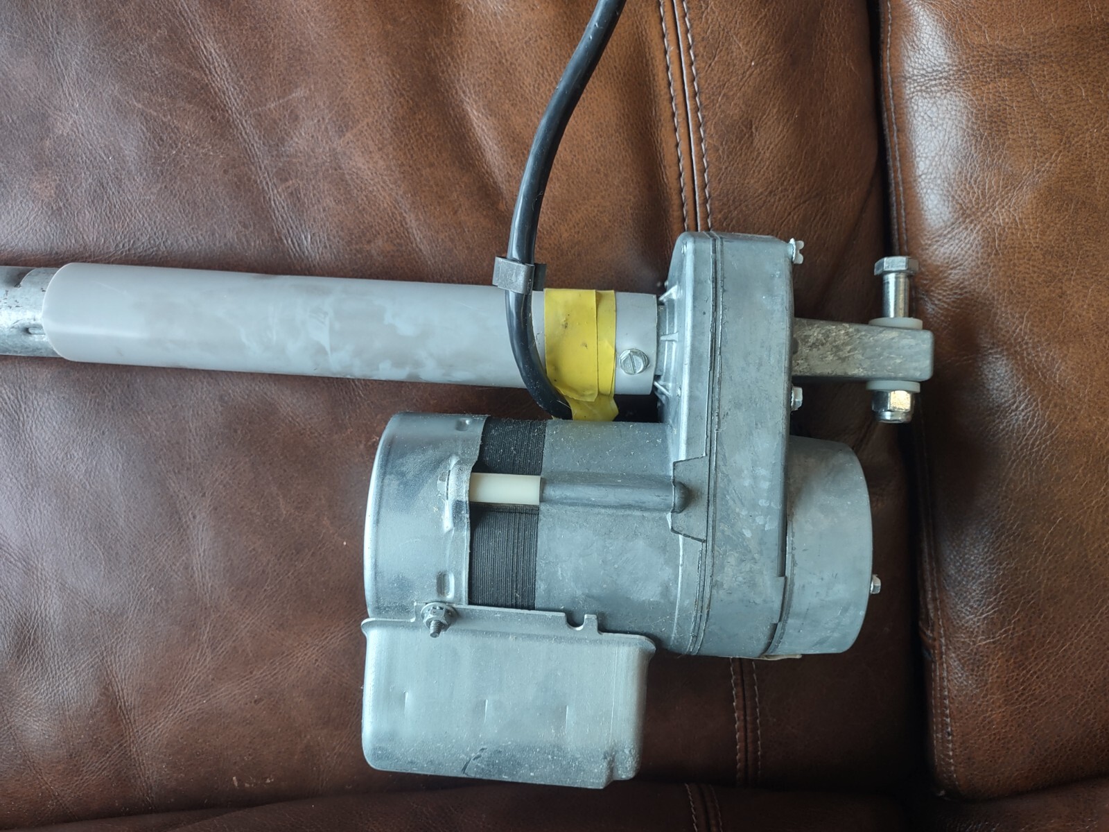 Hubbell MC42-1012L Adjustable Bed Electric Lift Motor 1/10HP Made in USA