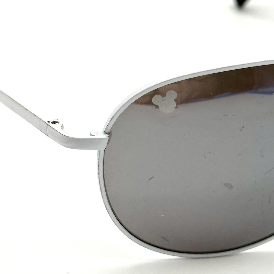 Disney Vintage White Aviator Sunglasses Pilot Style 15M1166DT-37125 Gray Tinted  - Image 3 of 4